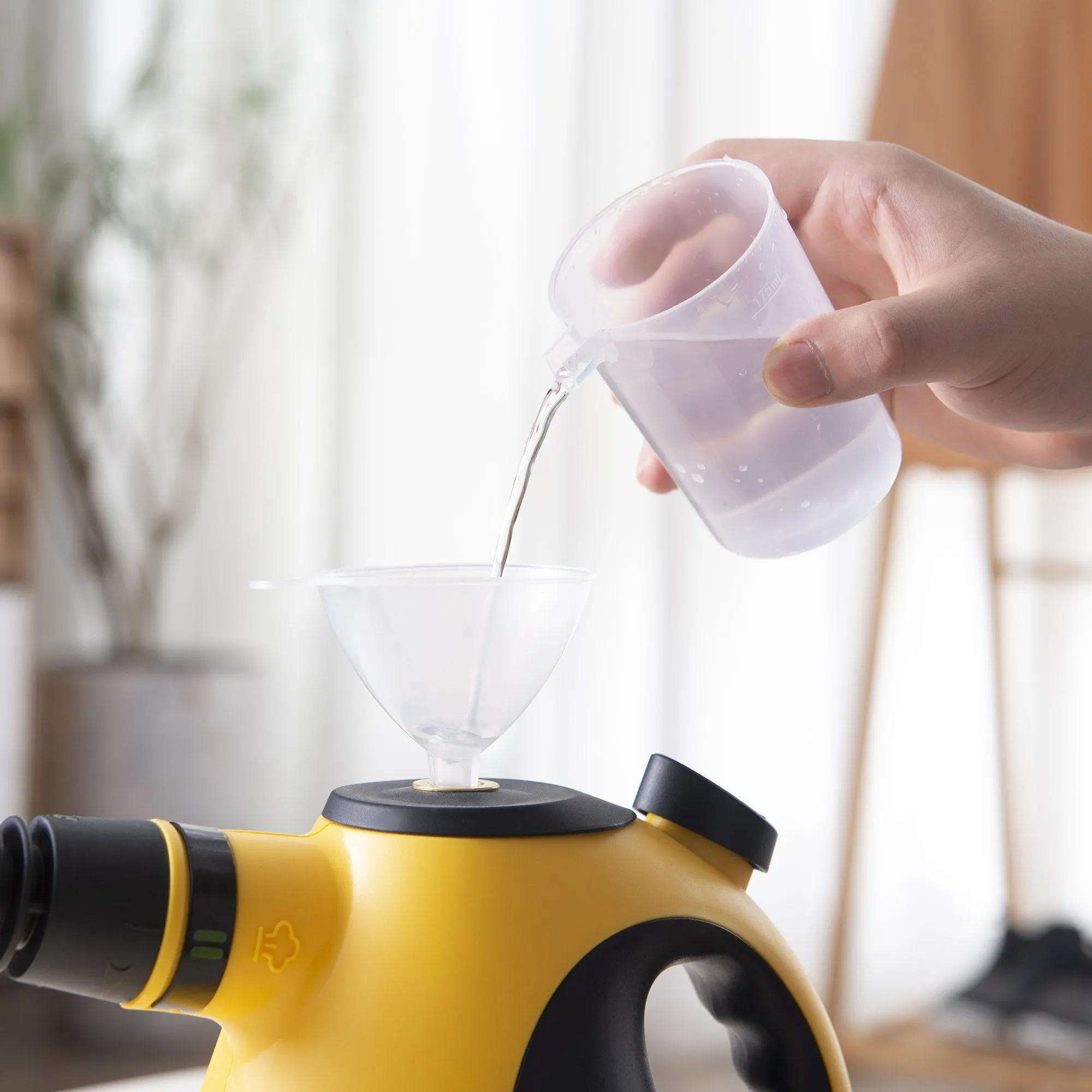 HOMCOM Handheld Steam Cleaner