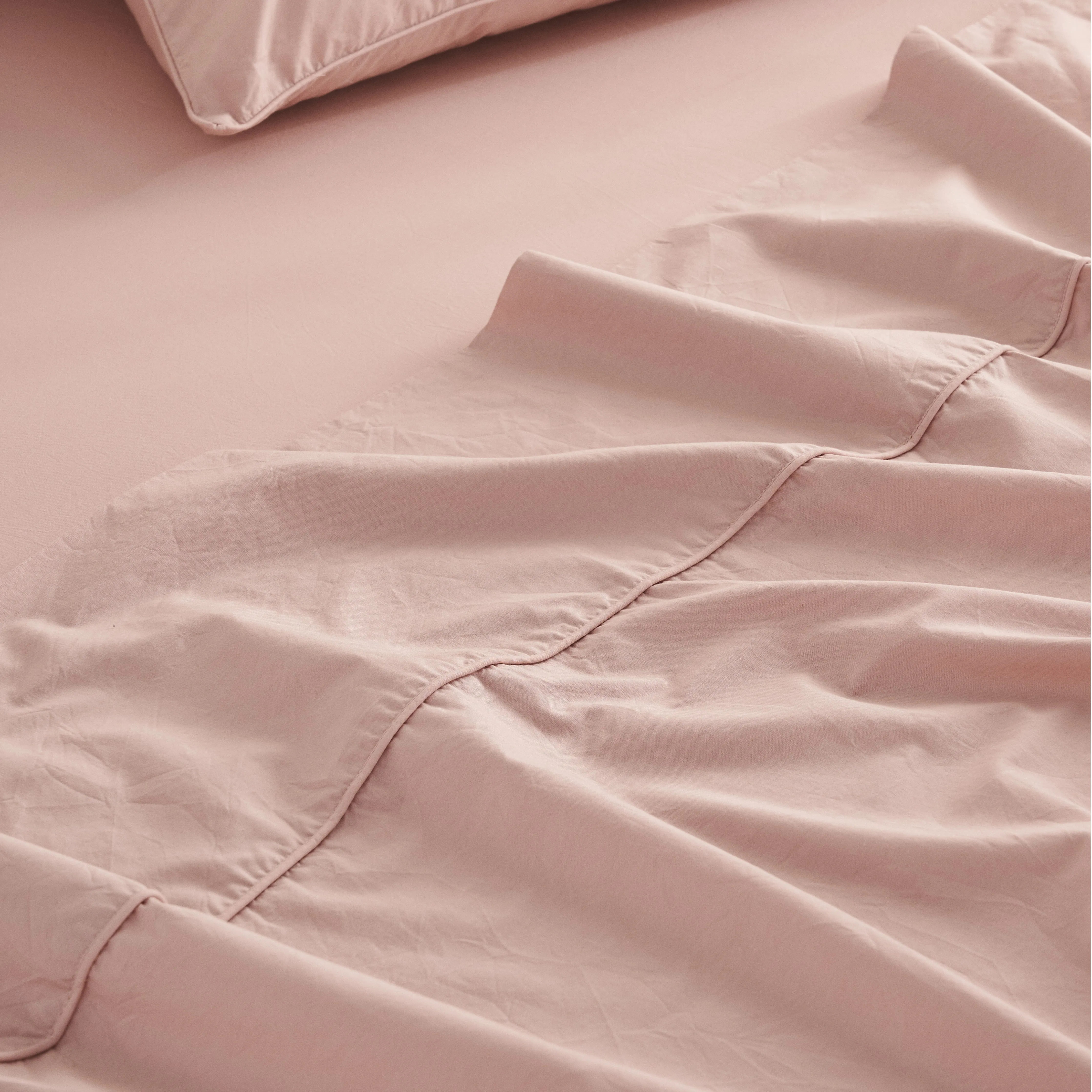 Leo Washed Cotton - Blush Bed Sheets